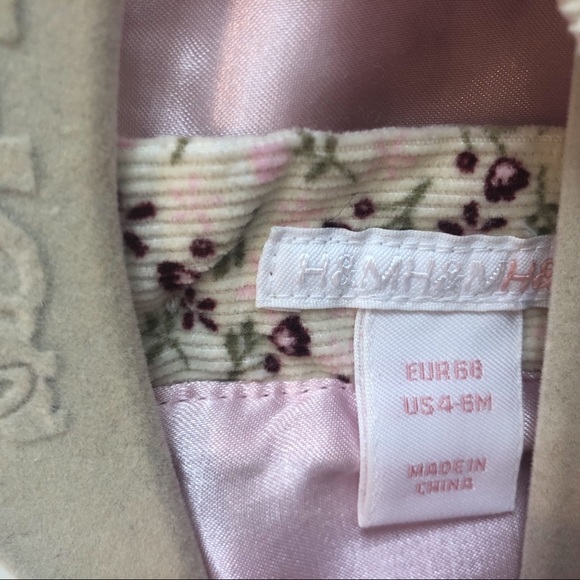 H&M baby girl floral corduroy dress size 4-6 month - Picture 2 of 7